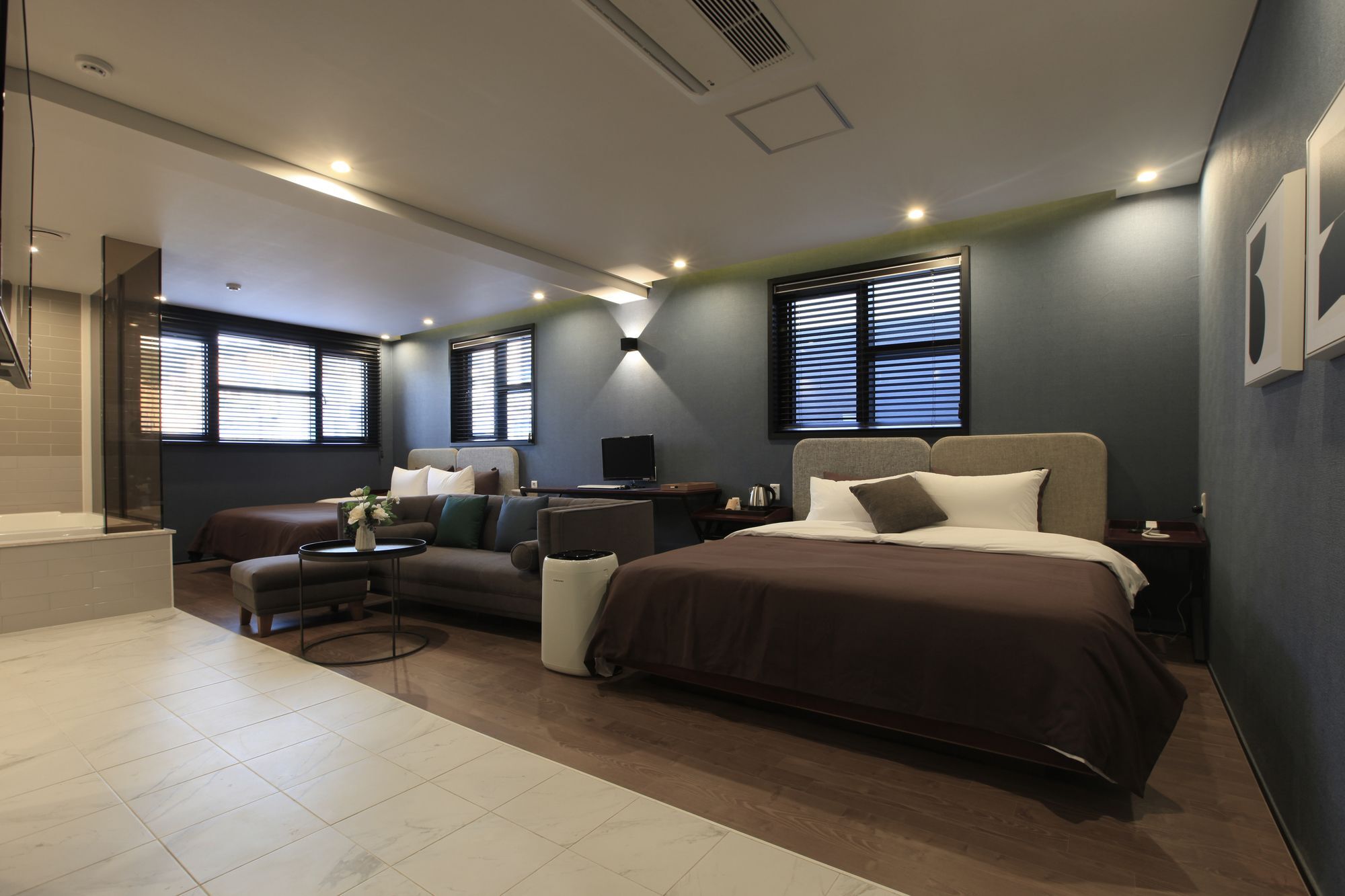Brown Dot Hotel Yangjeong Busan Bagian luar foto