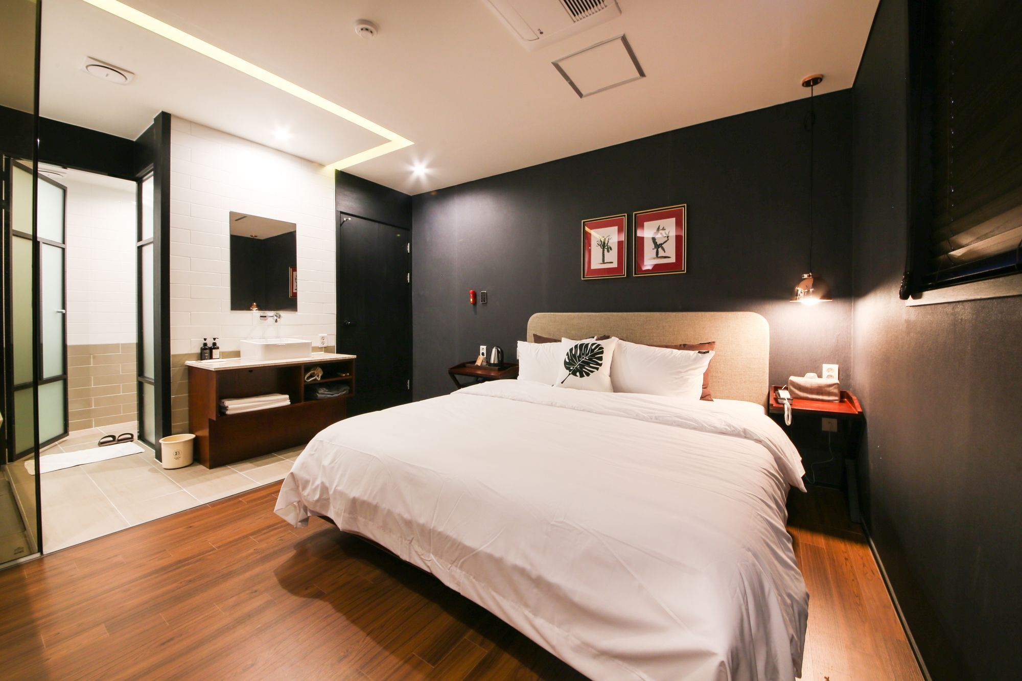 Brown Dot Hotel Yangjeong Busan Bagian luar foto
