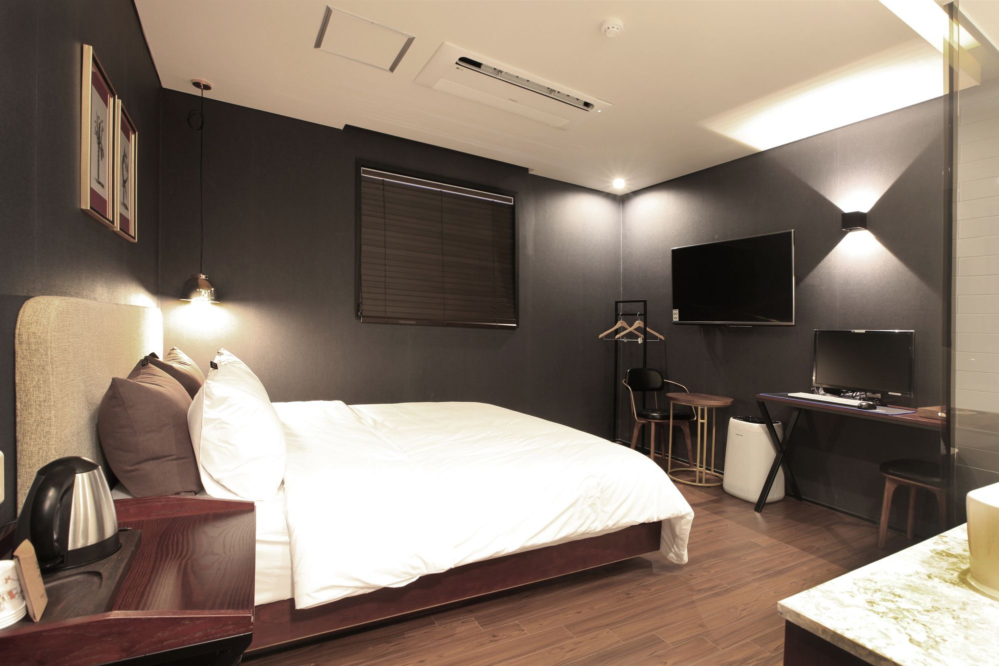 Brown Dot Hotel Yangjeong Busan Bagian luar foto