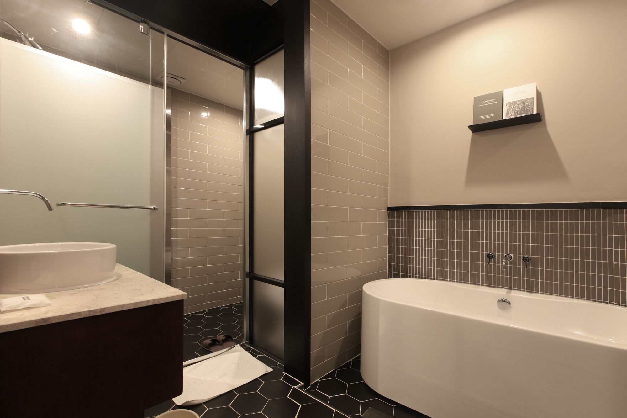 Brown Dot Hotel Yangjeong Busan Bagian luar foto