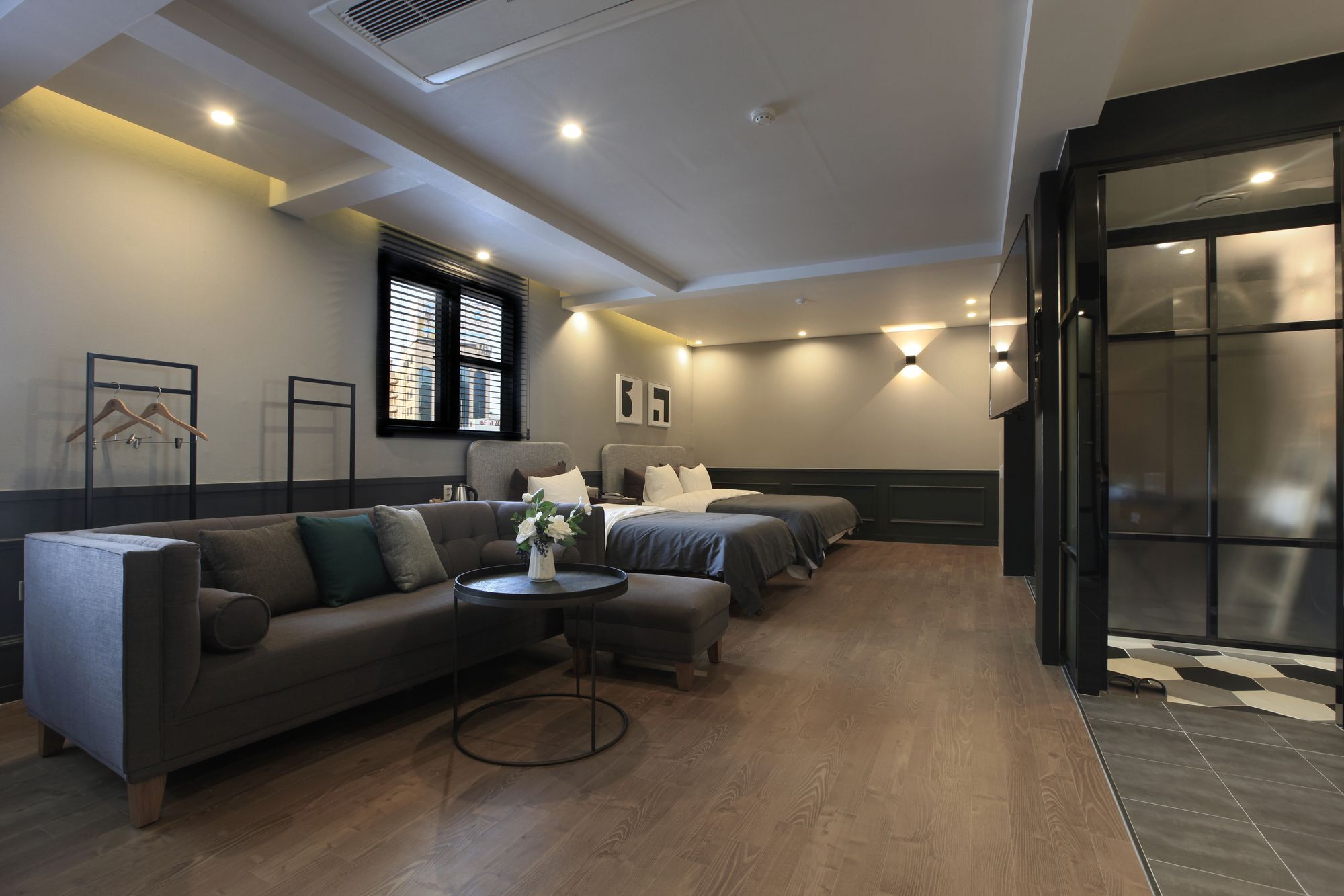 Brown Dot Hotel Yangjeong Busan Bagian luar foto