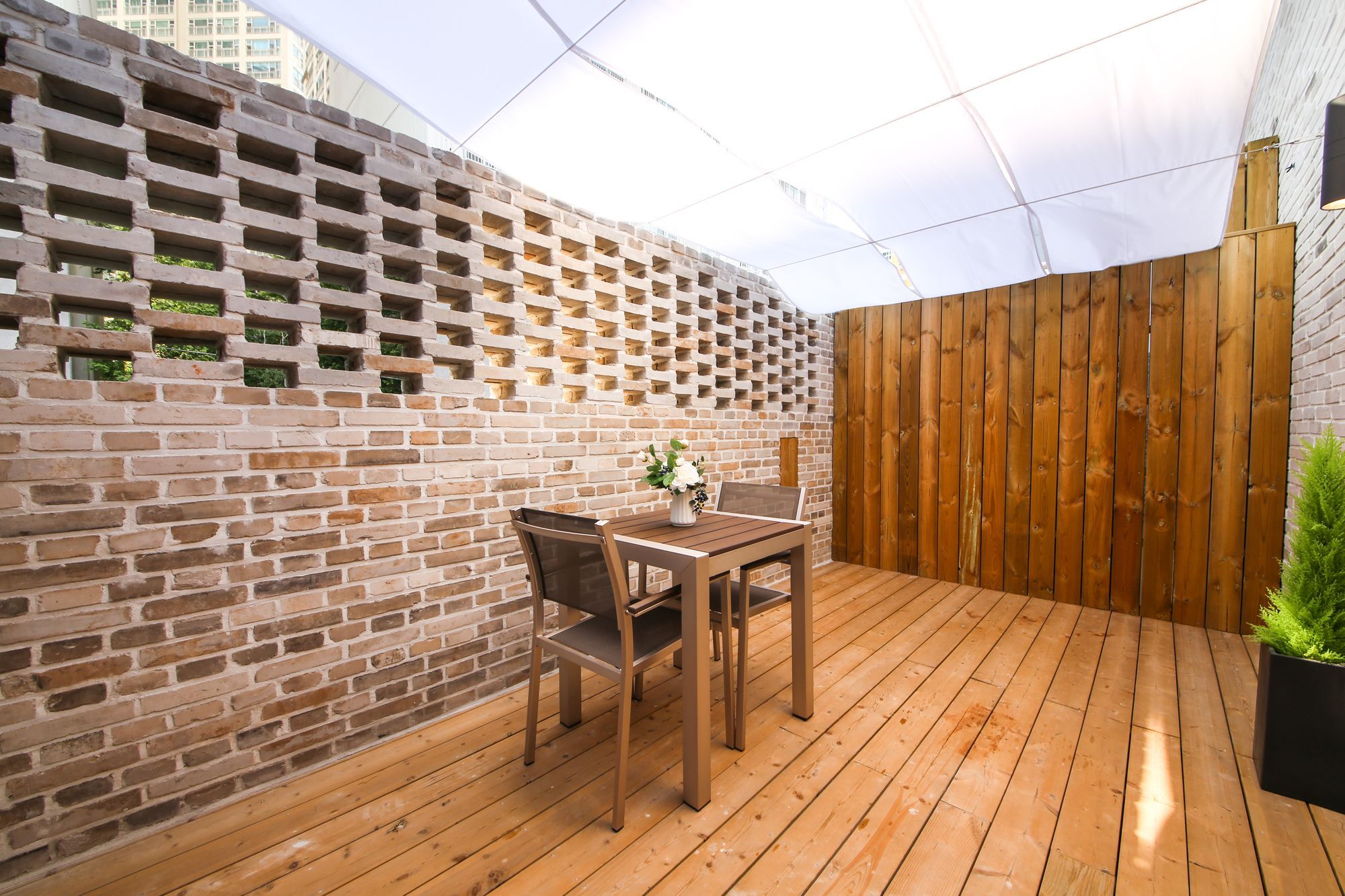 Brown Dot Hotel Yangjeong Busan Bagian luar foto